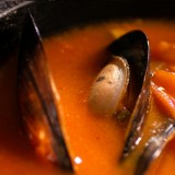 Ароматна супа с доматен биск и шафран